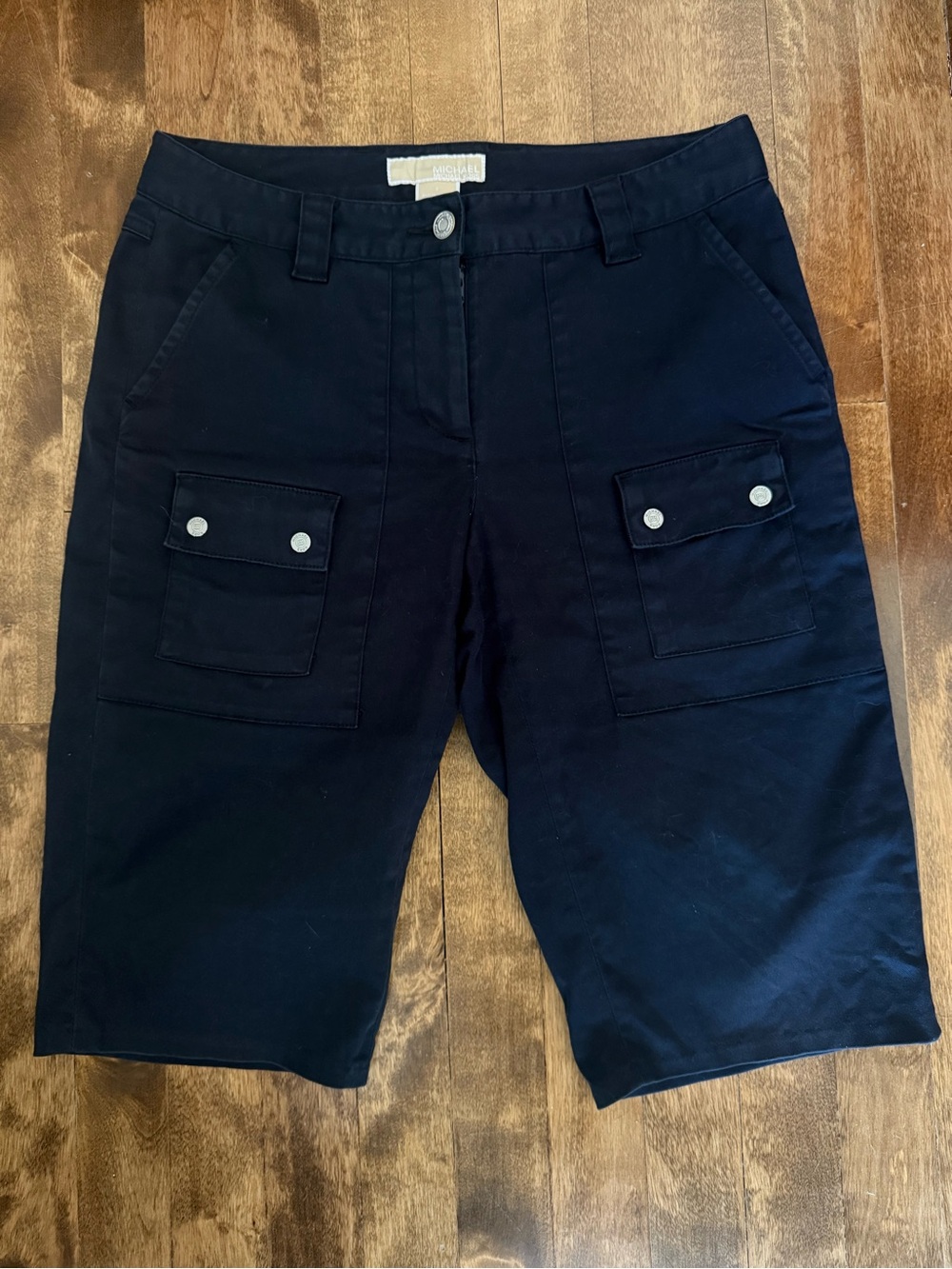 Michael Kors Black Utility Cargo Shorts Bermuda Knee Length Size 4
